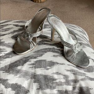 Enzo Angiolini silver leather shoes